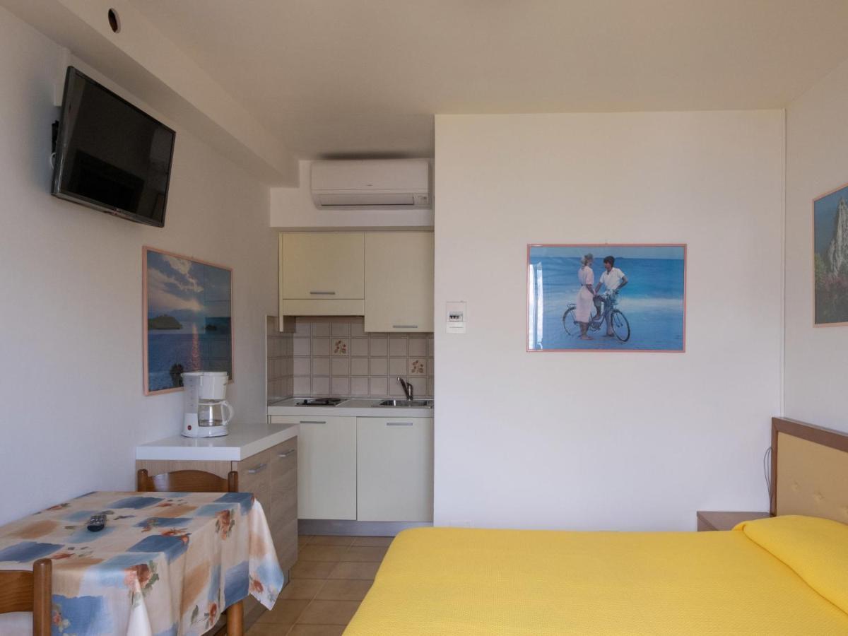 Locazione Turistica Casa Maria-5 By Interhome Assenza di Brenzone Kültér fotó